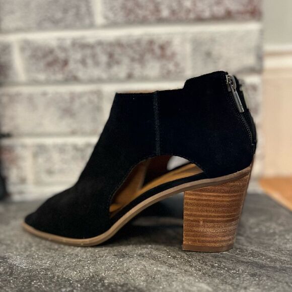 Lucky Brand Udine  Suede Sandal Bootie Size 6 ½ - Picture 6 of 9